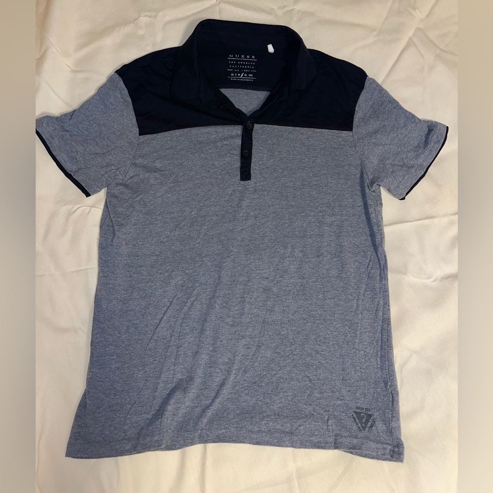 Men’s Guess collared shirt